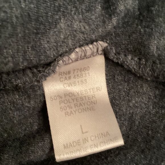 CHASER SIZE LARGE LAZY SUNDAY SWEATER - Picture 7 of 7